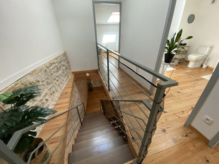 Image No.5-2 Bed House for sale