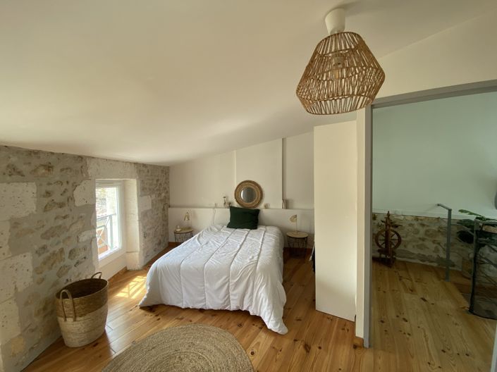 Image No.6-2 Bed House for sale