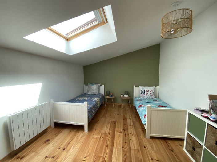 Image No.7-2 Bed House for sale