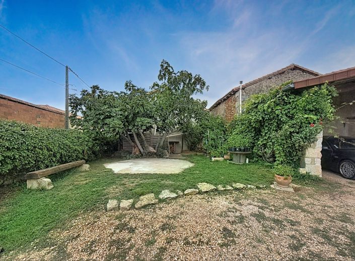 Image No.10-2 Bed House for sale