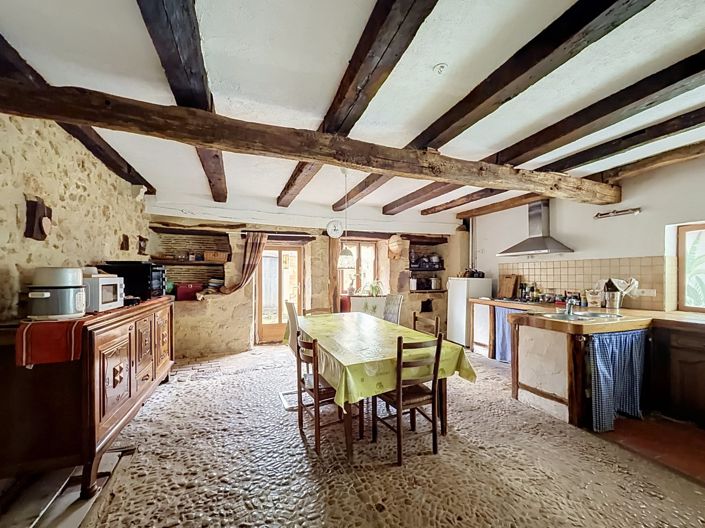 Image No.3-2 Bed House for sale
