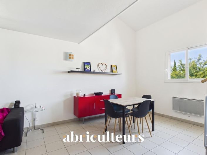 Image No.6-Appartement de 2 chambres à vendre