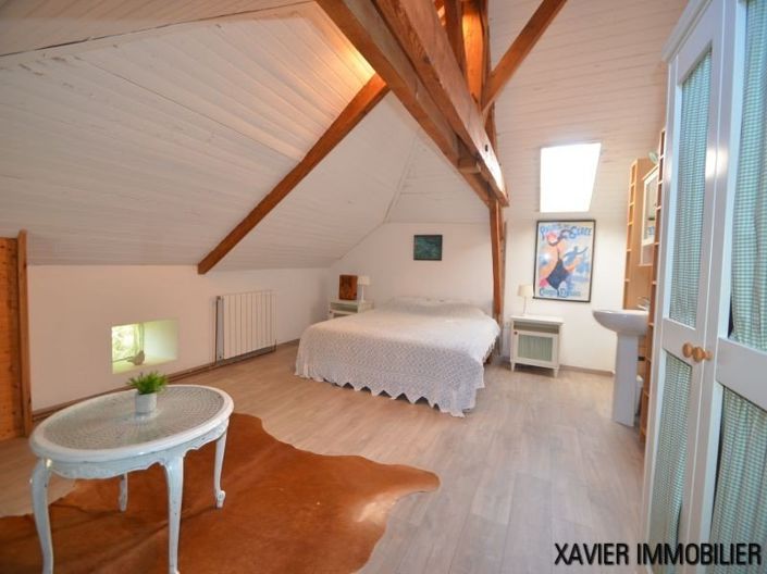 Image No.18-6 Bed House for sale