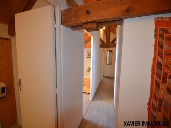 Image No.20-6 Bed House for sale