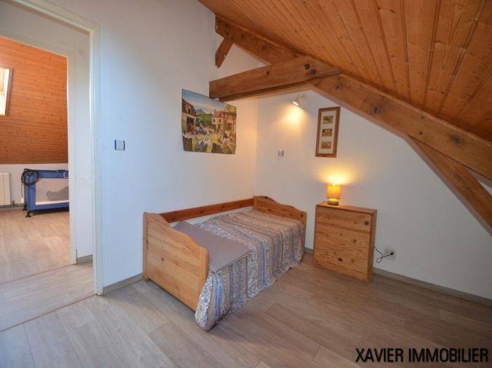 Image No.21-6 Bed House for sale