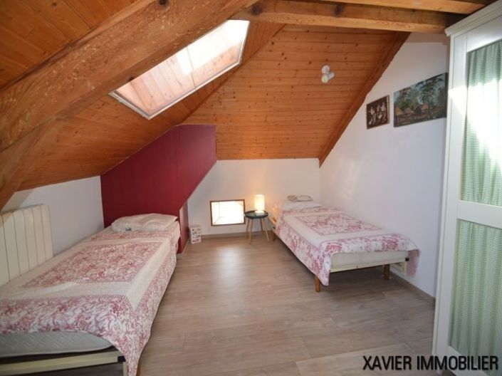 Image No.23-6 Bed House for sale