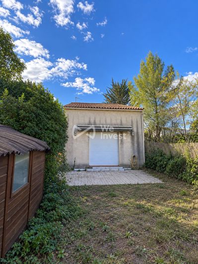 Image No.6-5 Bed House for sale