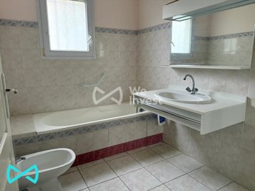 ajyr1ce2xkvx0qq78