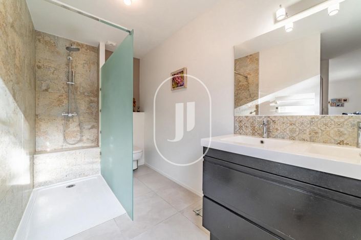 Image No.7-3 Bed House for sale