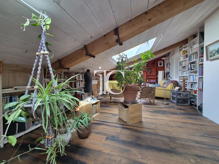 Image No.14-7 Bed House for sale