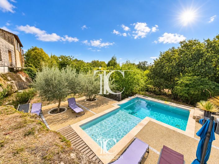 Image No.24-7 Bed House for sale