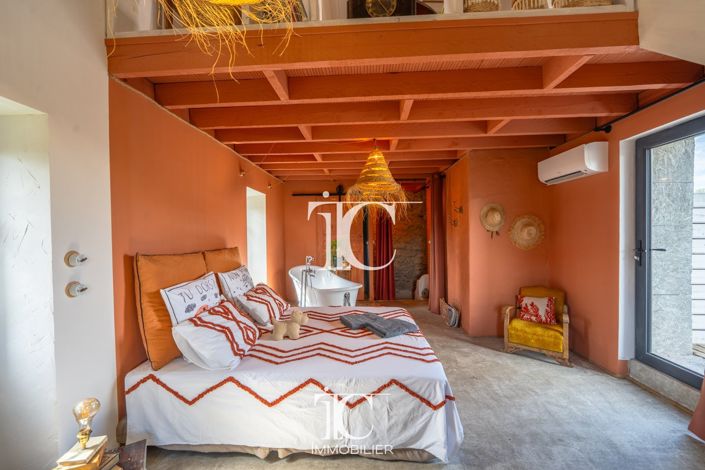 Image No.14-7 Bed House for sale