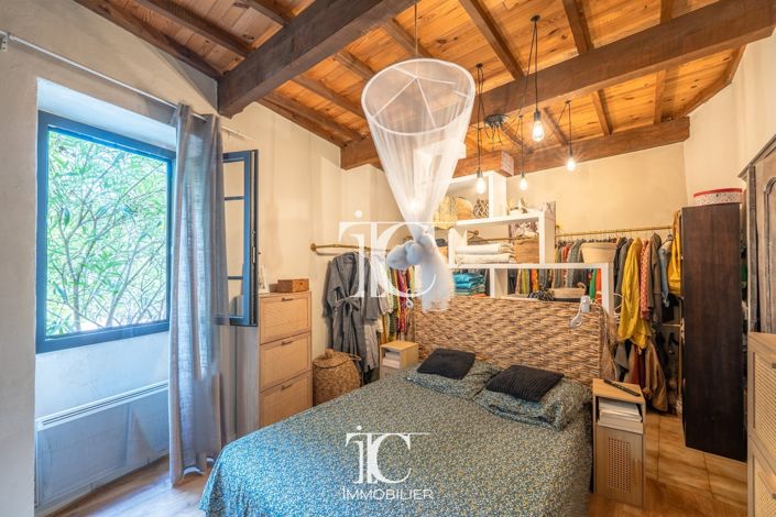 Image No.19-7 Bed House for sale