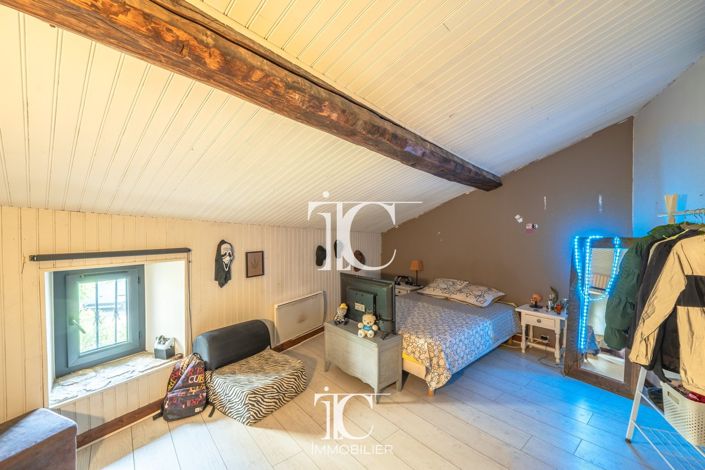 Image No.23-7 Bed House for sale