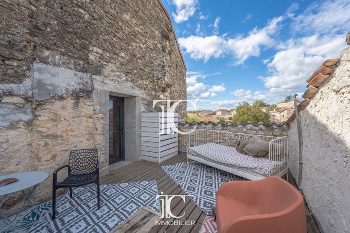 Image No.33-7 Bed House for sale