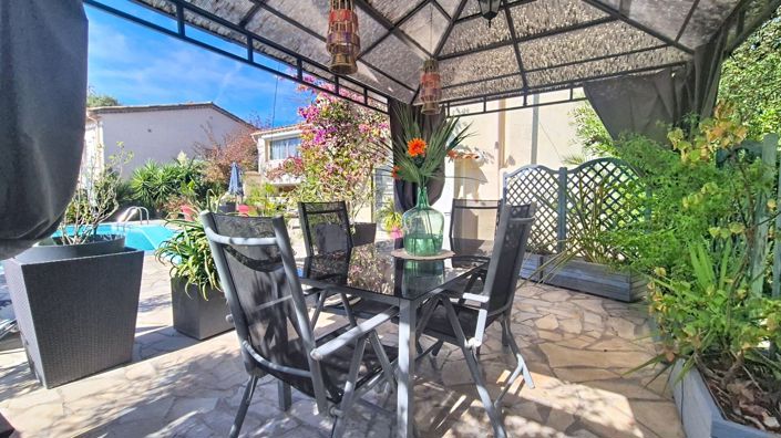 Image No.21-5 Bed House for sale