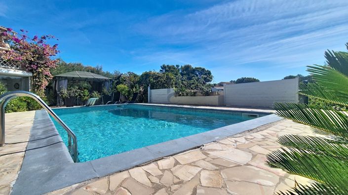 Image No.3-5 Bed House for sale