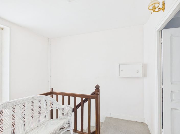 Image No.15-3 Bed House for sale
