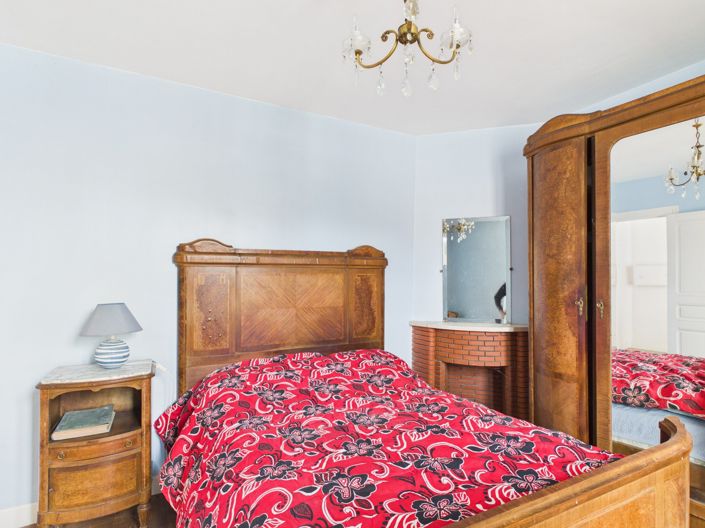 Image No.17-3 Bed House for sale