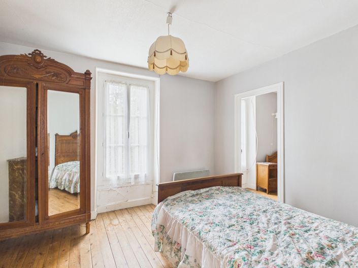 Image No.18-3 Bed House for sale