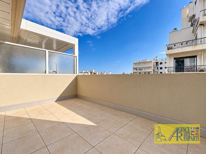 Image No.22-1 Bed Apartment for sale