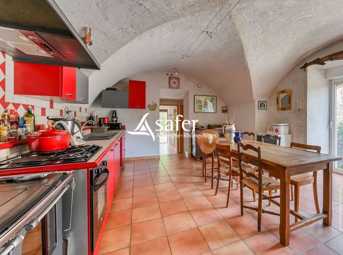Image No.12-6 Bed House for sale
