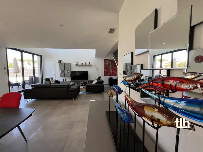 Image No.5-3 Bed House for sale