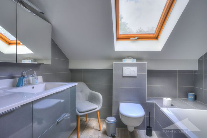 Image No.13-5 Bed House for sale
