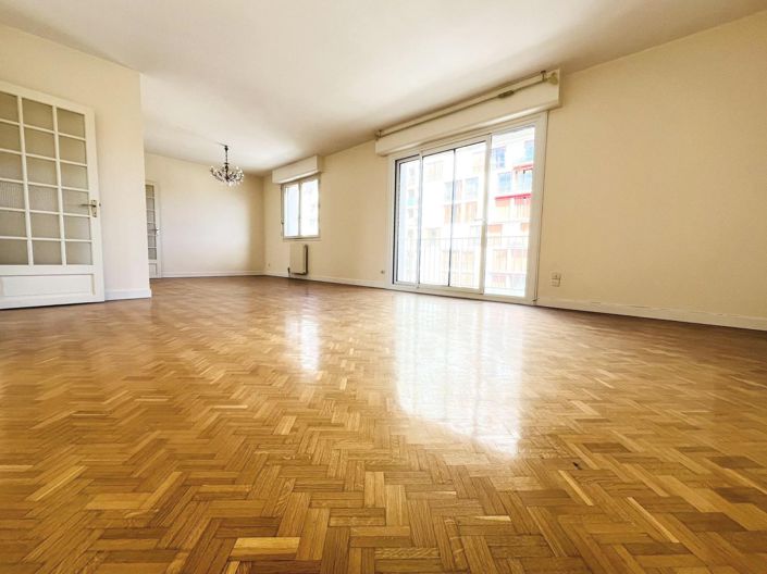 Image No.2-3 Bed Apartment for sale