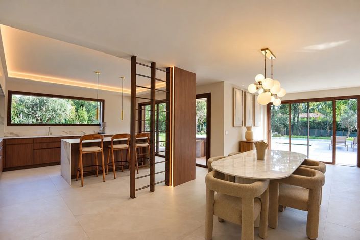 Image No.5-4 Bed House for sale