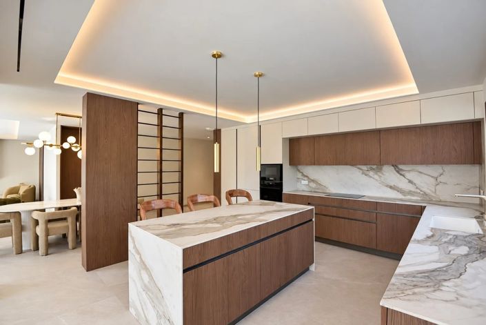 Image No.7-4 Bed House for sale