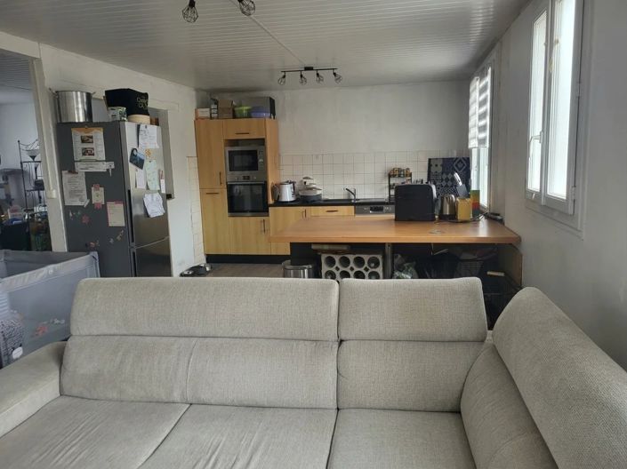 Image No.6-3 Bed House for sale
