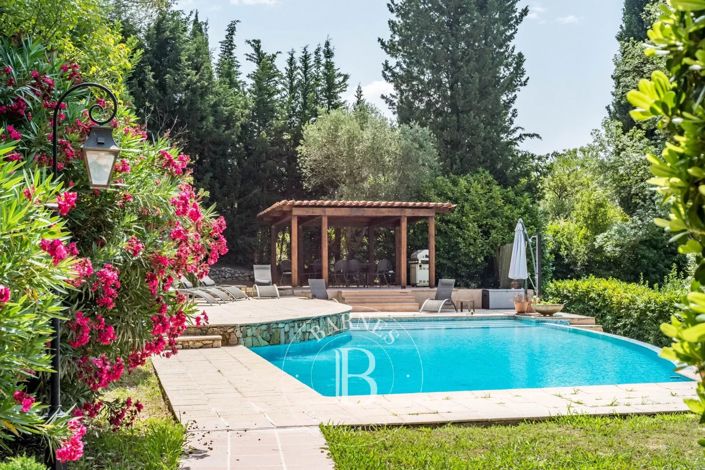Image No.16-6 Bed House for sale
