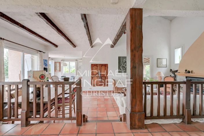 Image No.6-4 Bed House for sale