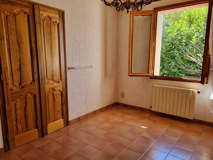 Image No.14-4 Bed House for sale