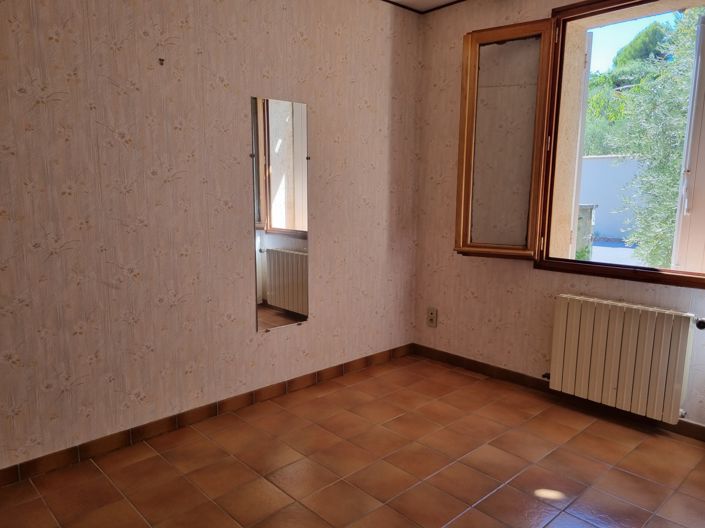 Image No.16-4 Bed House for sale