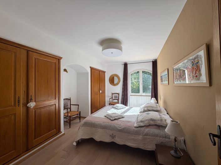 Image No.13-4 Bed House for sale