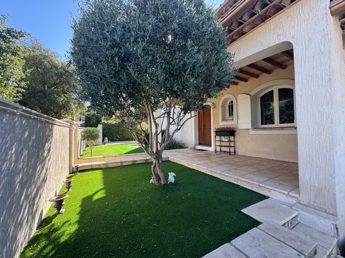Image No.23-4 Bed House for sale