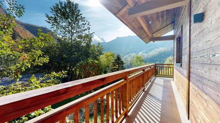 Image No.42-5 Bed Property for sale