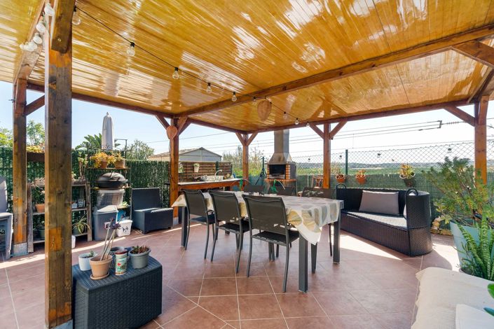 Image No.28-3 Bed House for sale