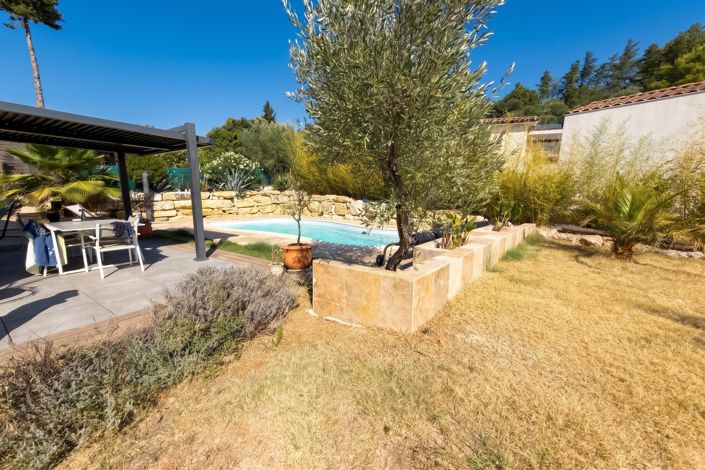 Image No.9-3 Bed House for sale