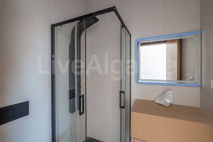 Image No.23-3 Bed Apartment for sale