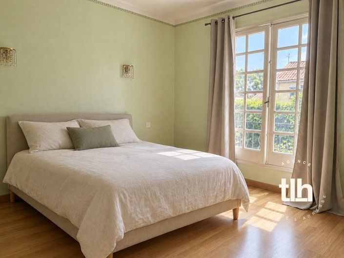Image No.10-4 Bed House for sale