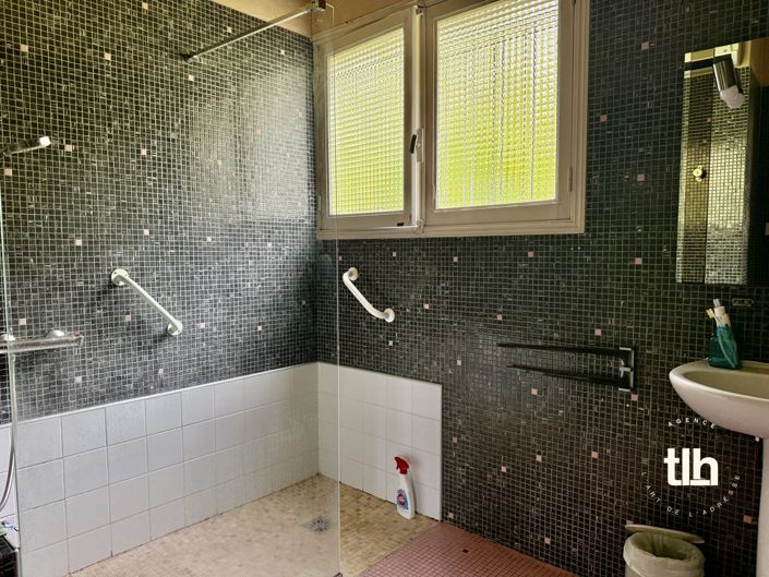 Image No.11-4 Bed House for sale