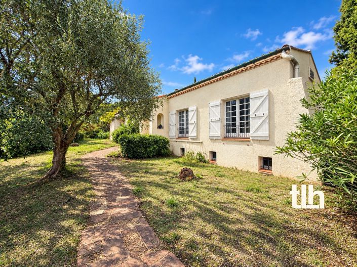 Image No.2-4 Bed House for sale