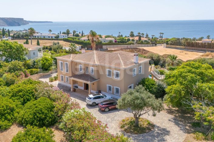 Image No.3-5 Bed House for sale