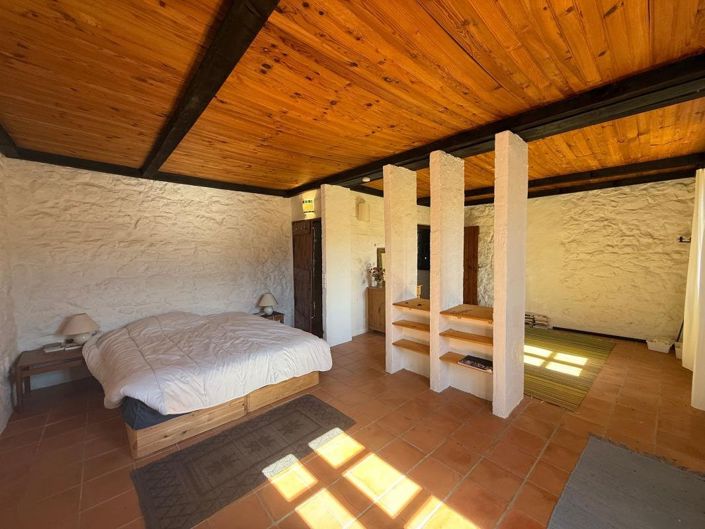 Image No.24-3 Bed House for sale