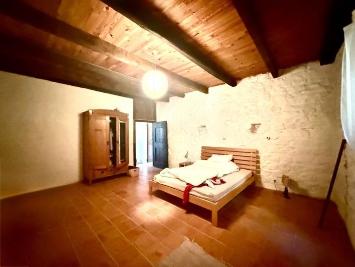 Image No.27-3 Bed House for sale
