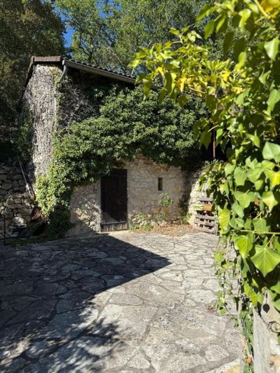 Image No.32-3 Bed House for sale