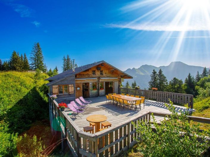 Image No.2-4 Bed Property for sale